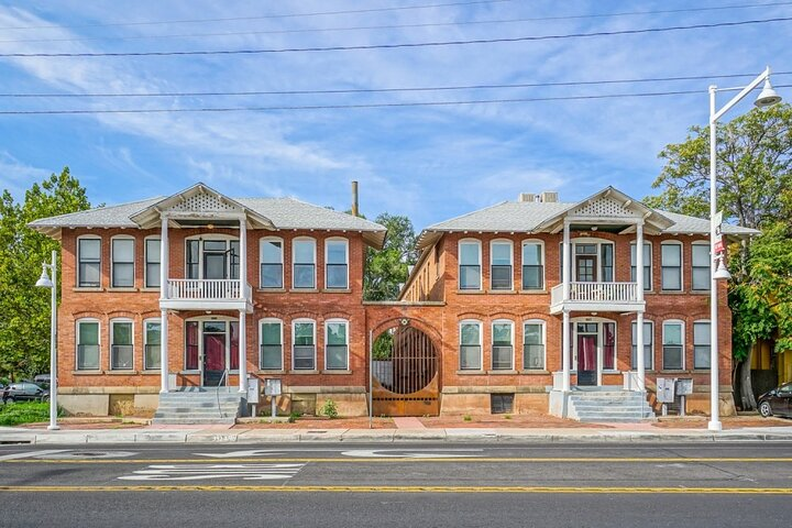 Albuquerque Art Walk: Amazing Murals Abound! - Photo 1 of 4